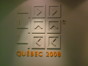 Enseigne pour le 400e de québec fait en acrylique et bois peint